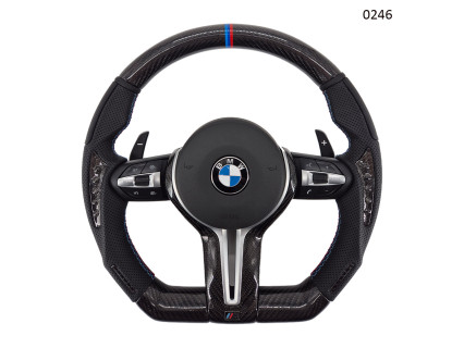 Volan negru din fibră de carbon pentru BMW seria 5, 6, 7 F M Sport - 0246 - Sellzone.bg Volan negru din fibră de carbon pentru BMW seria 5, 6, 7 F M Sport - 0246
