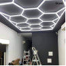 Iluminat cu LED pentru garaj, fagure strălucitor masiv pentru lounge 2,4m * 4,8m - DUa41 - Изображение 2 - Sellzone.bg Iluminat cu LED pentru garaj, fagure strălucitor masiv pentru lounge 2,4m * 4,8m - DUa41 - Изображение 2