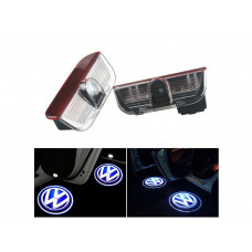 Proiector logo auto cu LED-uri cu proiecție strălucitoare pentru VW - LgV1-LgV6 - Sellzone.bg Proiector logo auto cu LED-uri cu proiecție strălucitoare pentru VW - LgV1-LgV6